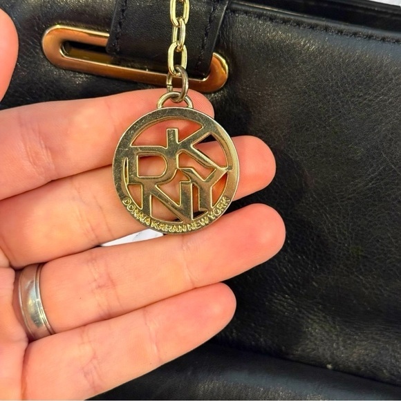 DKNY Vintage Y2K Glossy Black Calf Leather Satchel - Picture 7 of 16